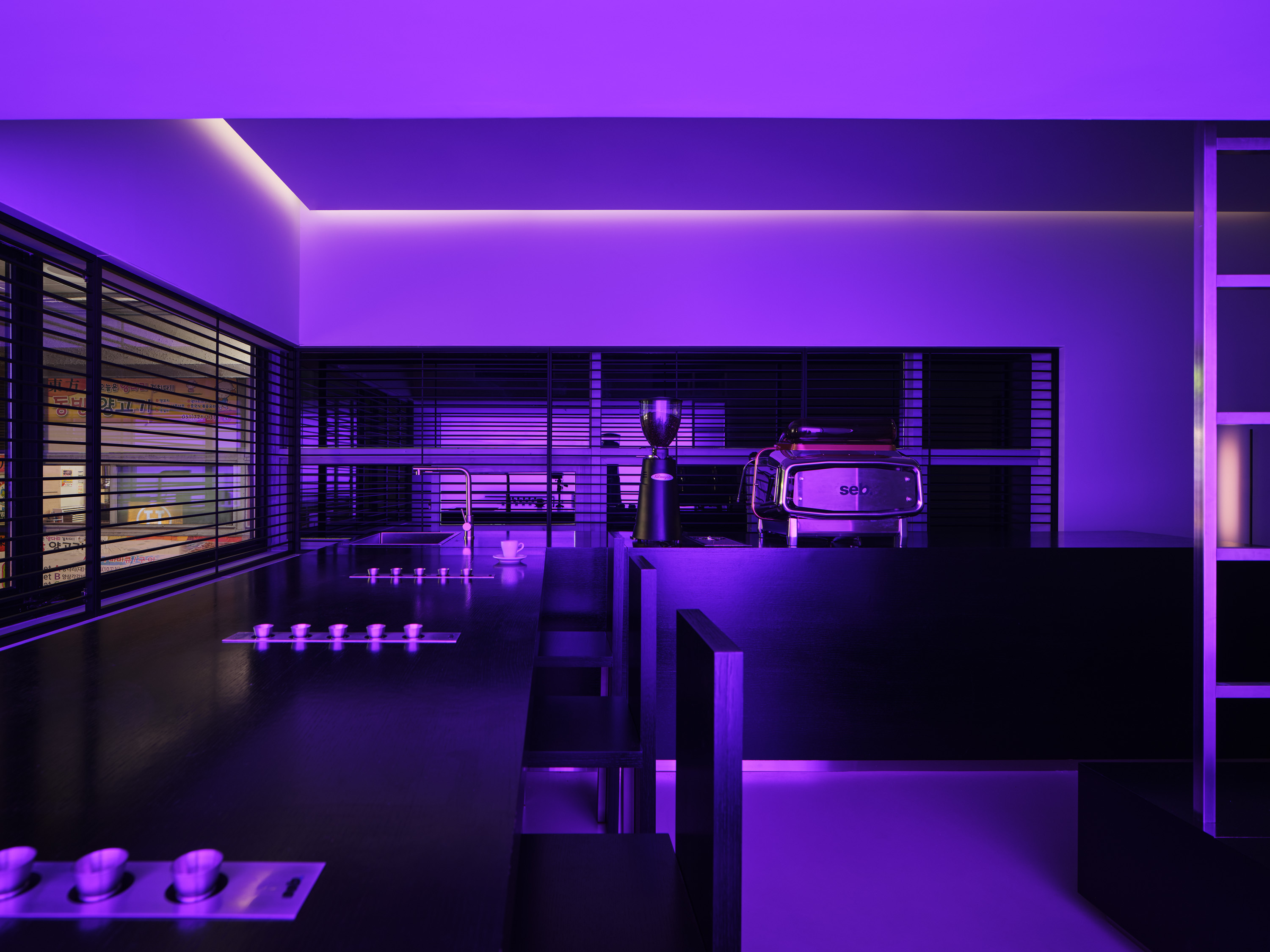 斯堪的纳维亚风格 | 点亮 10 平米空间的魔法设计-2