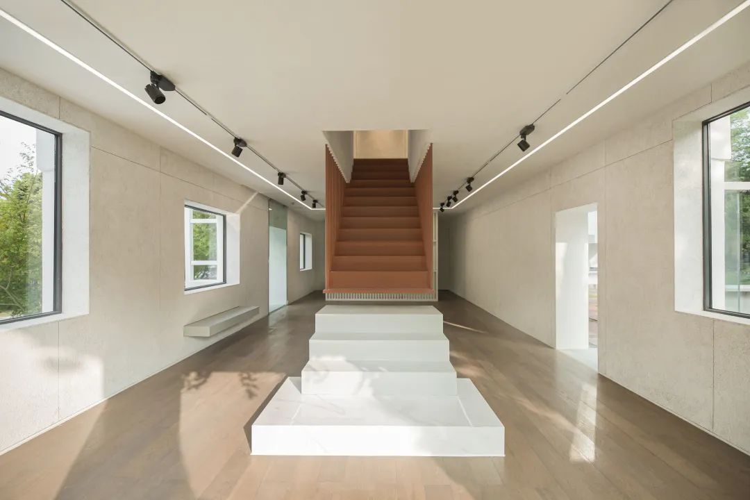 设理设诚 Design：21画 - ZENS T-11