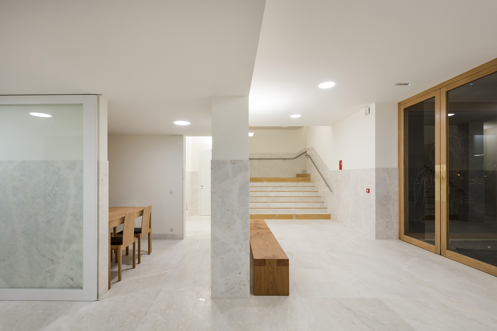 Saint-Jacques-de-la-Lande教堂,法国雷恩 / Álvaro Siza Vieira-216