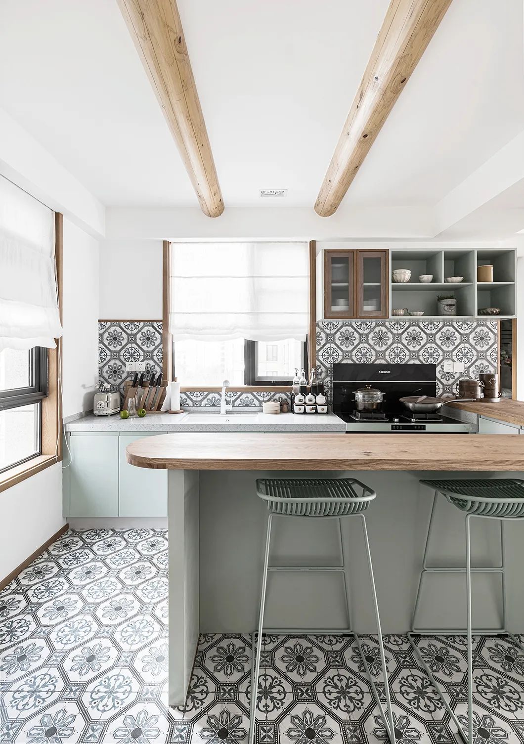 极简原木＋禅意！打造通透互动的舒适家居空间-5