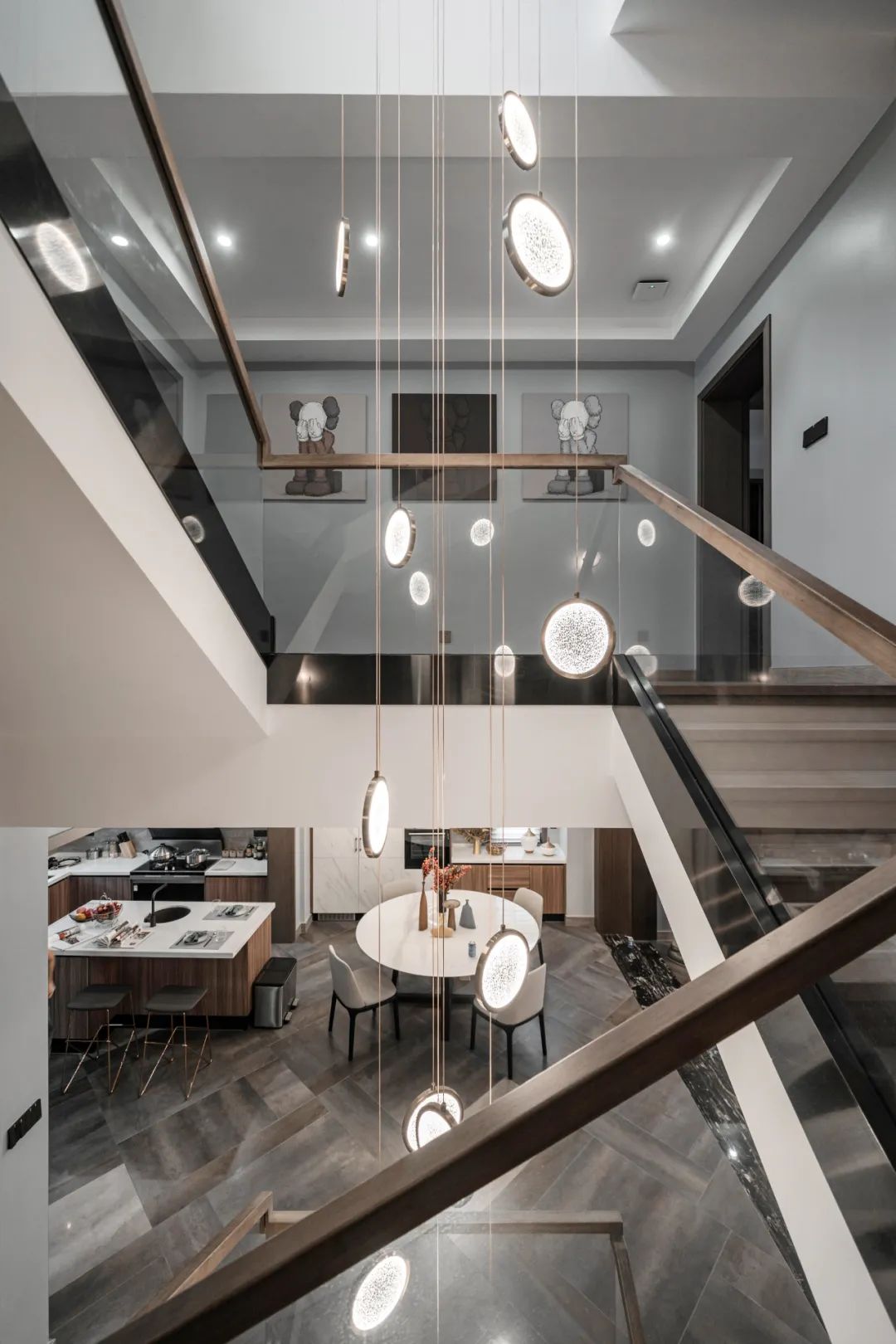 95后小夫妻550㎡婚房，演绎浪漫轻奢格 | 苏远芳设计-19