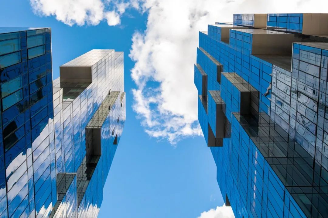 悬河之上的绿意生活——420 Kent Avenue 地产项目-26