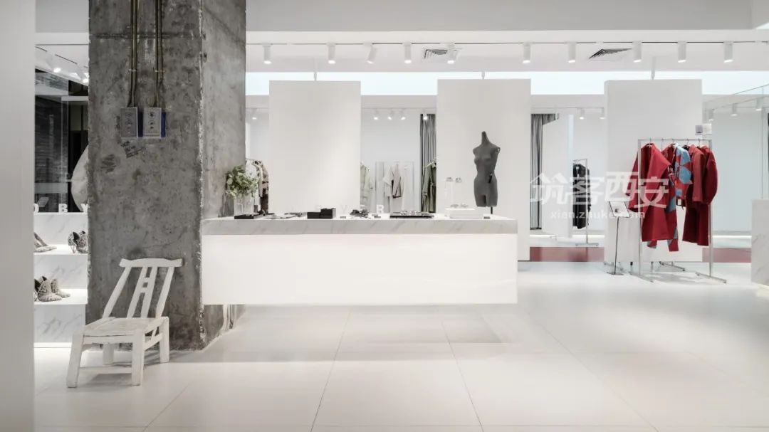 LEO BUYER · 留白 服装店 | 极简留白,无尽想象空间-81