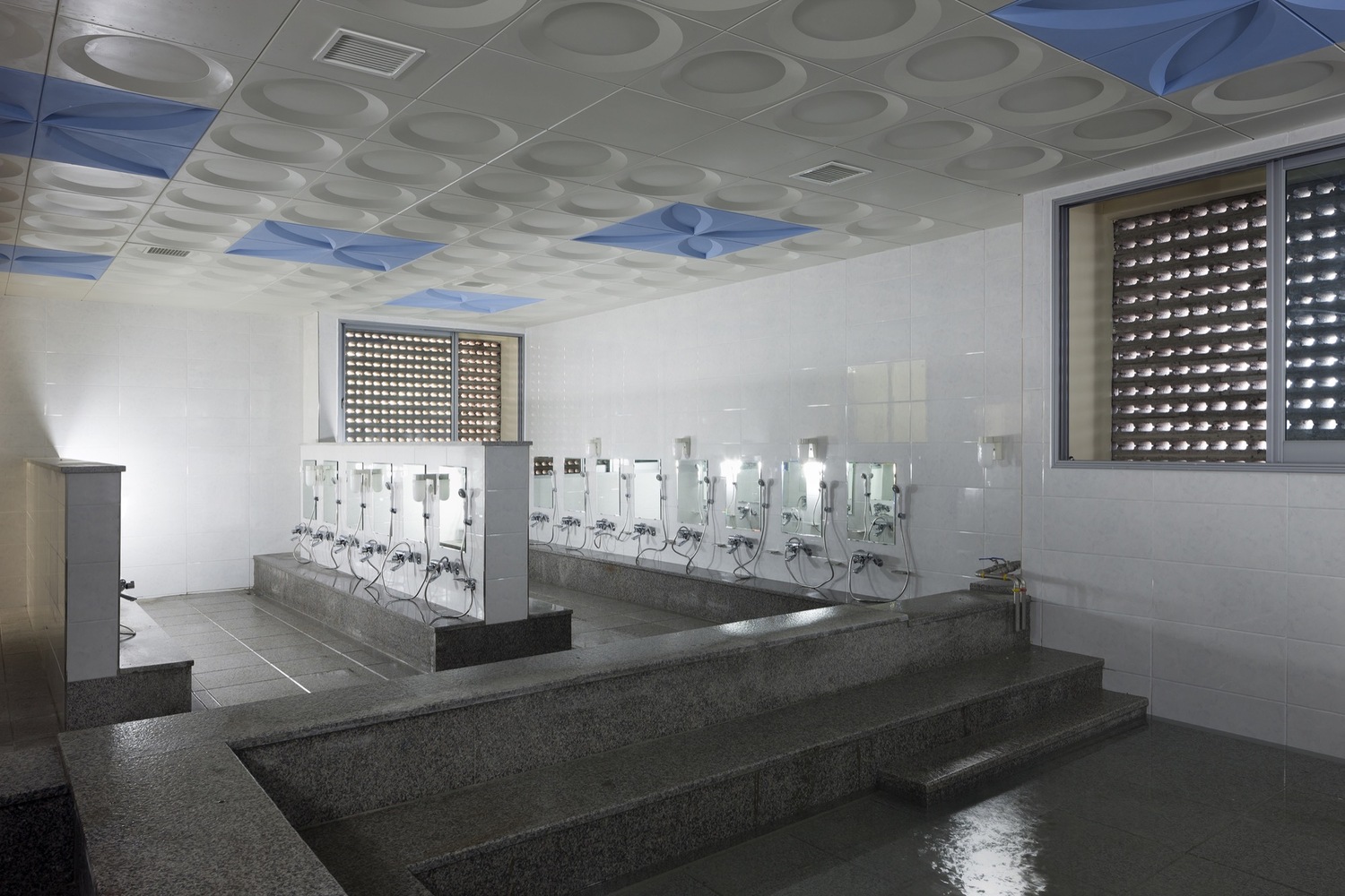 岛居社区中心 | “水”中围出的公共空间-51