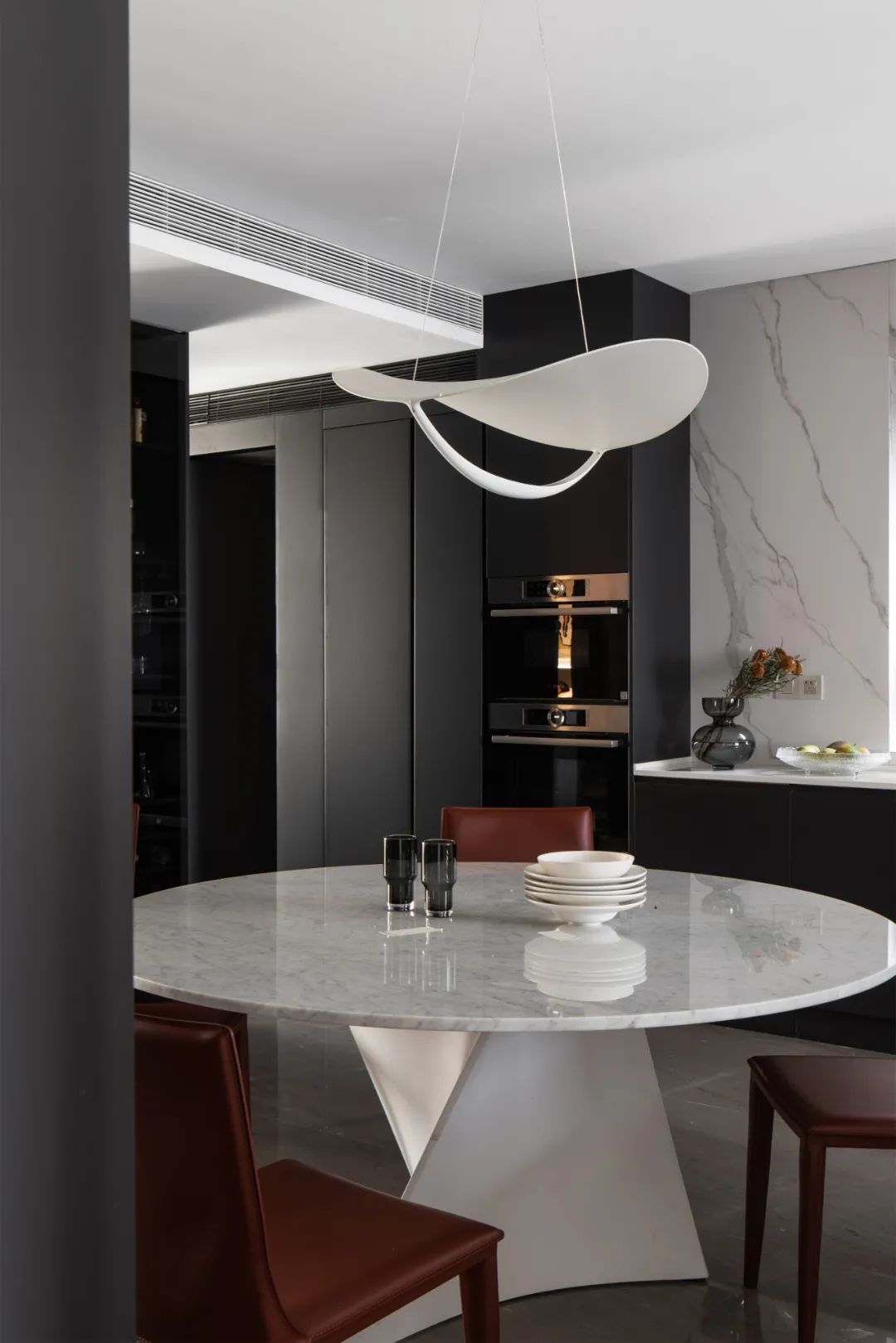 黑白空间碰撞 · 温州私宅·白麓城的理性与诗意丨中国温州丨温州未加软装设计,温州大墨空间设计-33