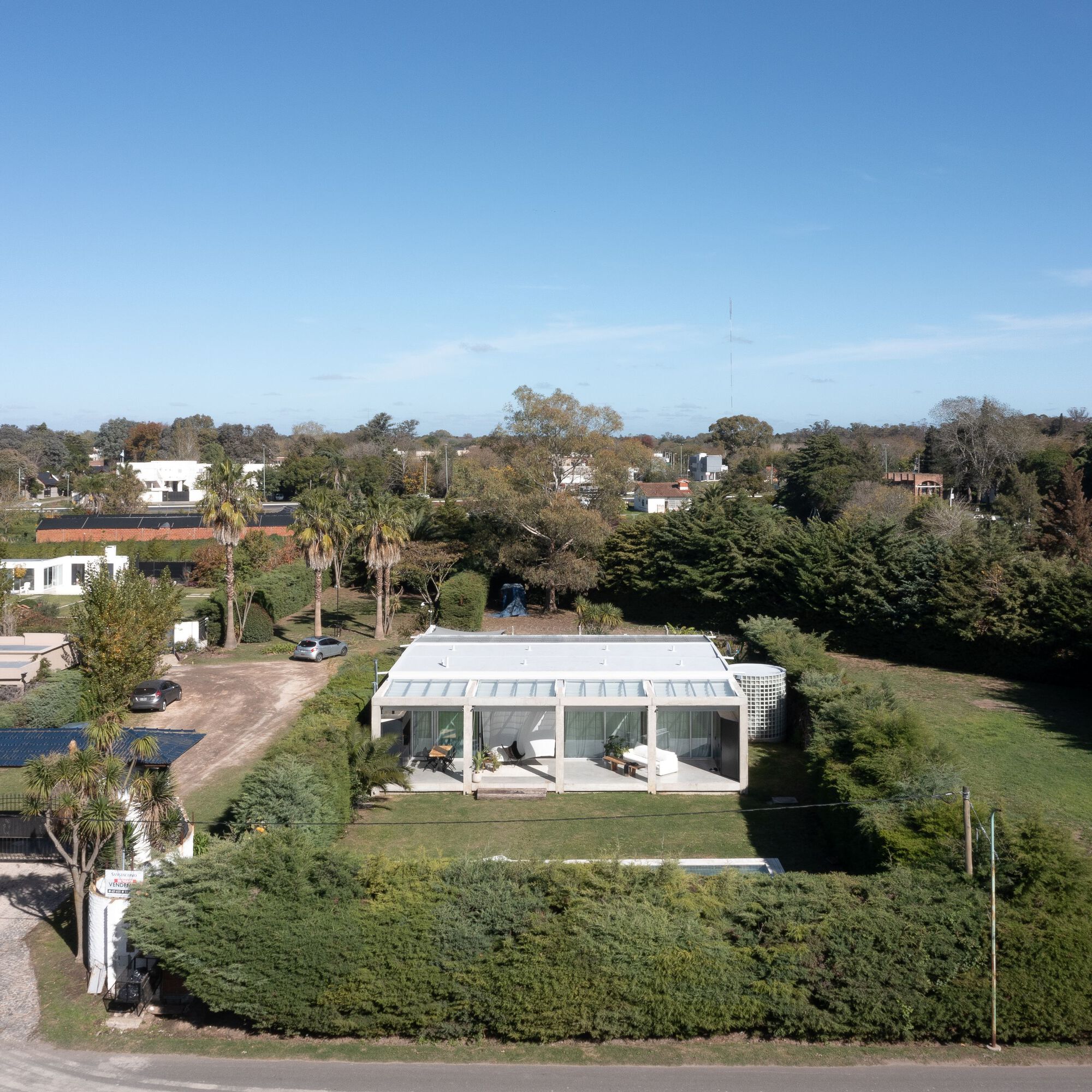 带柱的房子丨Iñaki Harosteguy-9