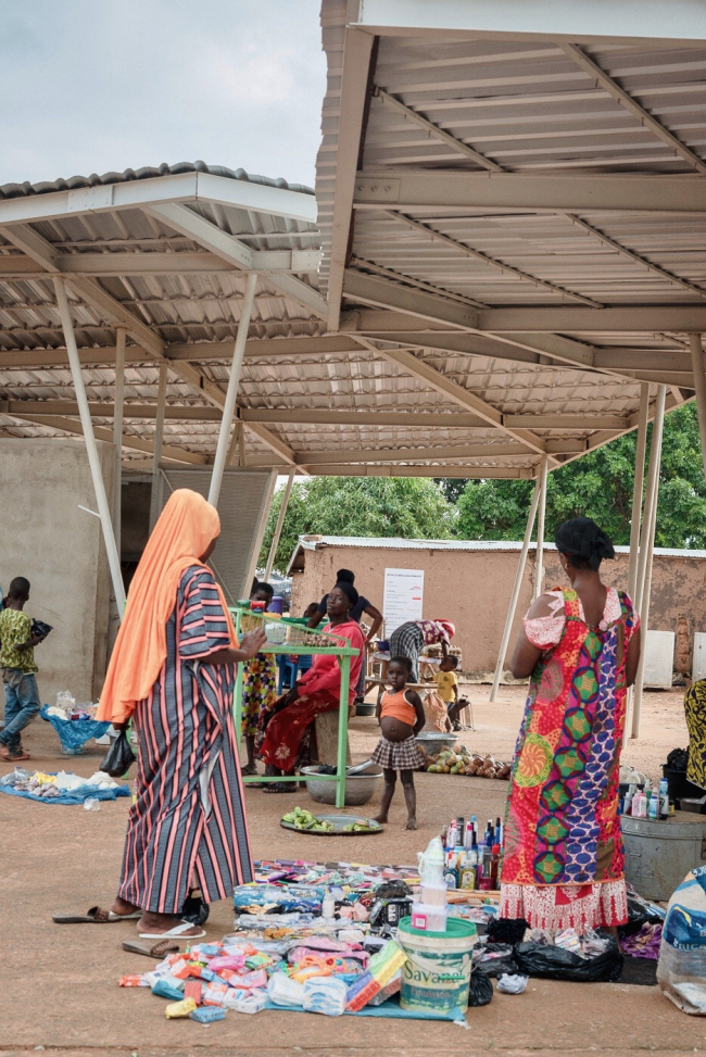 加纳高布利加开放代码市场-51