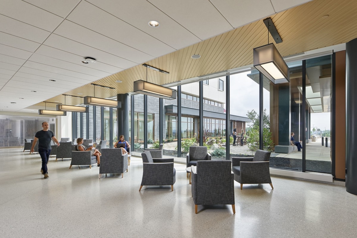 UPMC 顶峰纪念园区-13