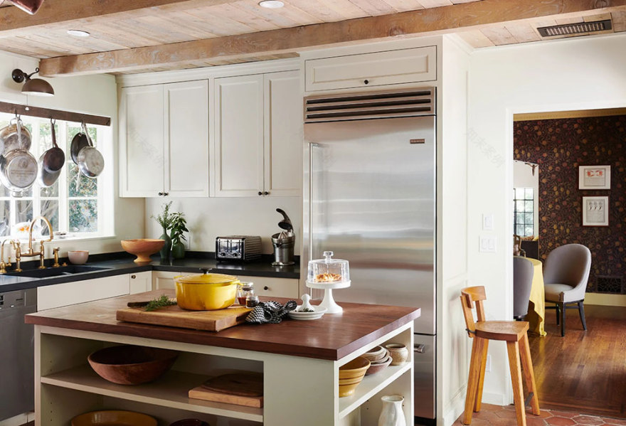 著名美籍厨师 Suzanne Goin 的西班牙风格别墅-11