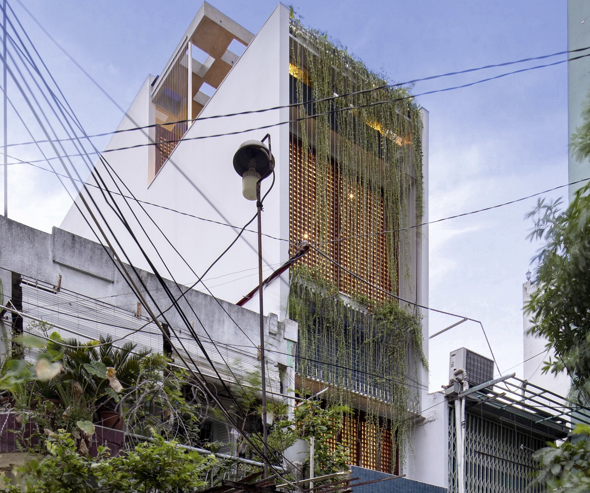 更靠近的房子丨越南胡志明市丨AD+studio-22