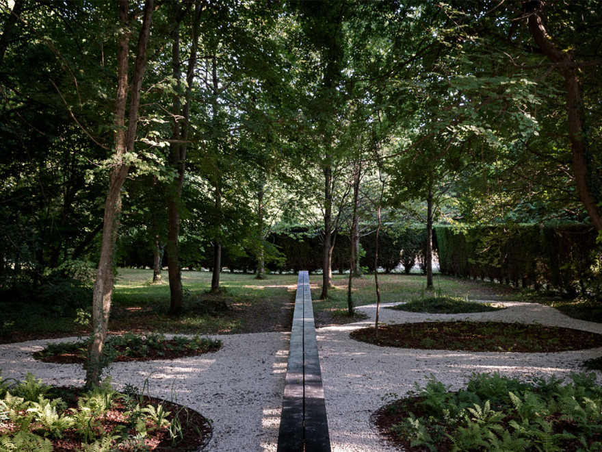 法国墓地和纪念馆周围景观-2