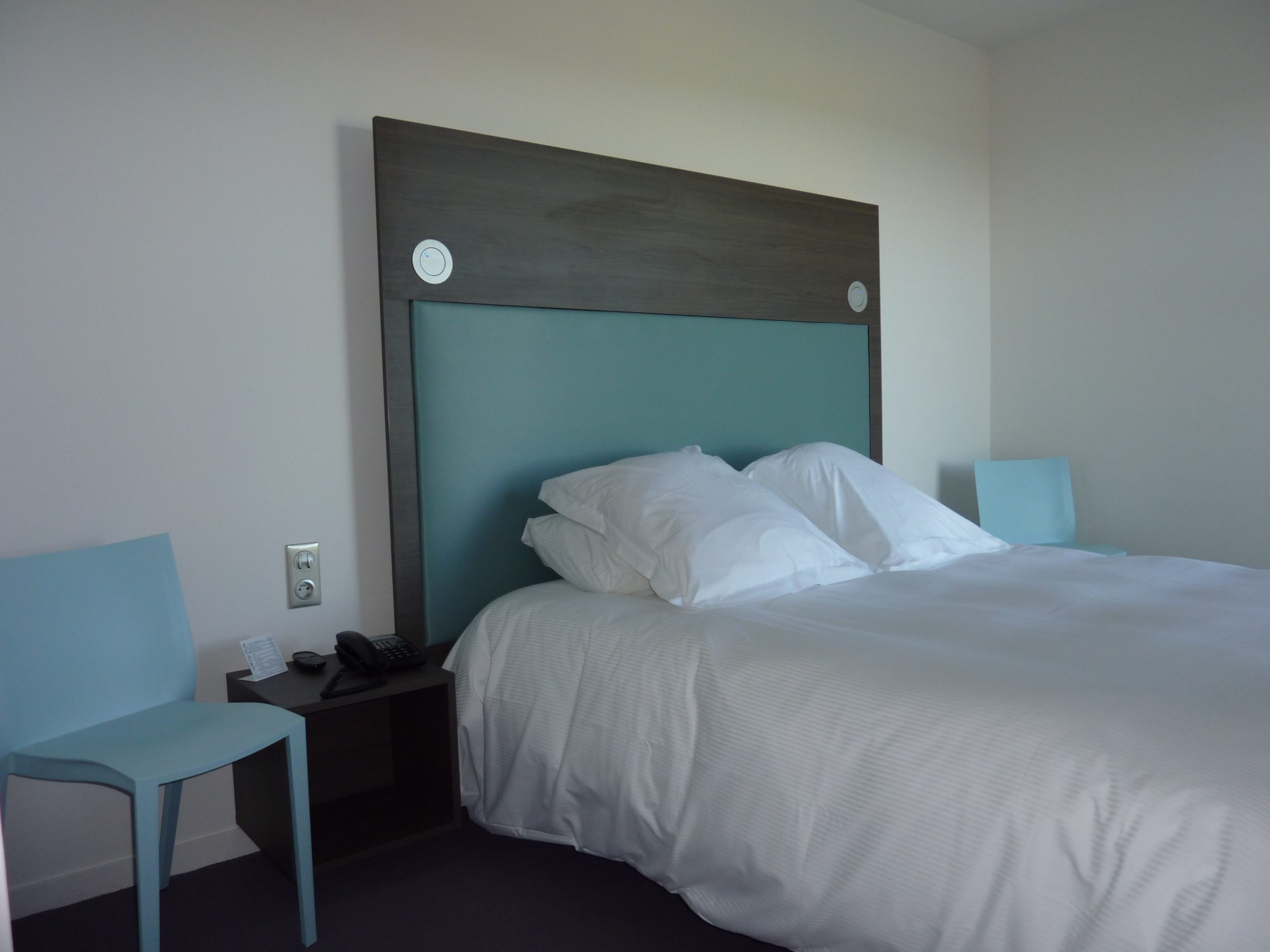 Hôtel La Montagne de Brancion - Aménagement chambres hôtel et salle de restauration | Poitoux-11