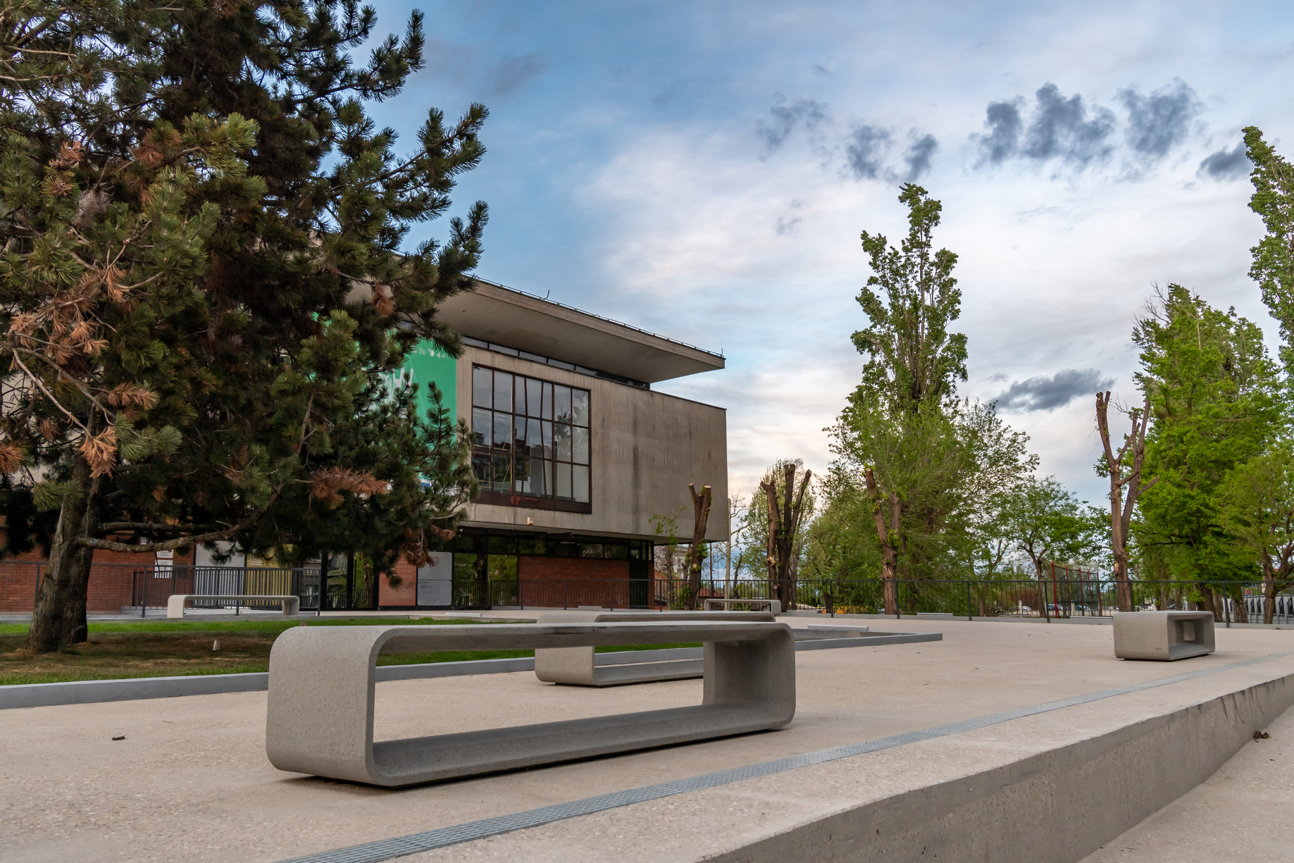 Vojvodina当代艺术博物馆前高原翻新丨DBA doo-13