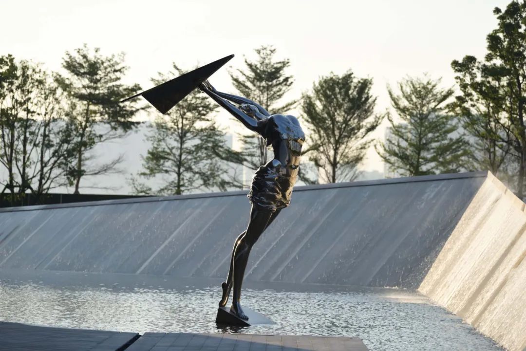 云悦江山 | 现代简约景观设计，演绎自然与艺术的融合-11