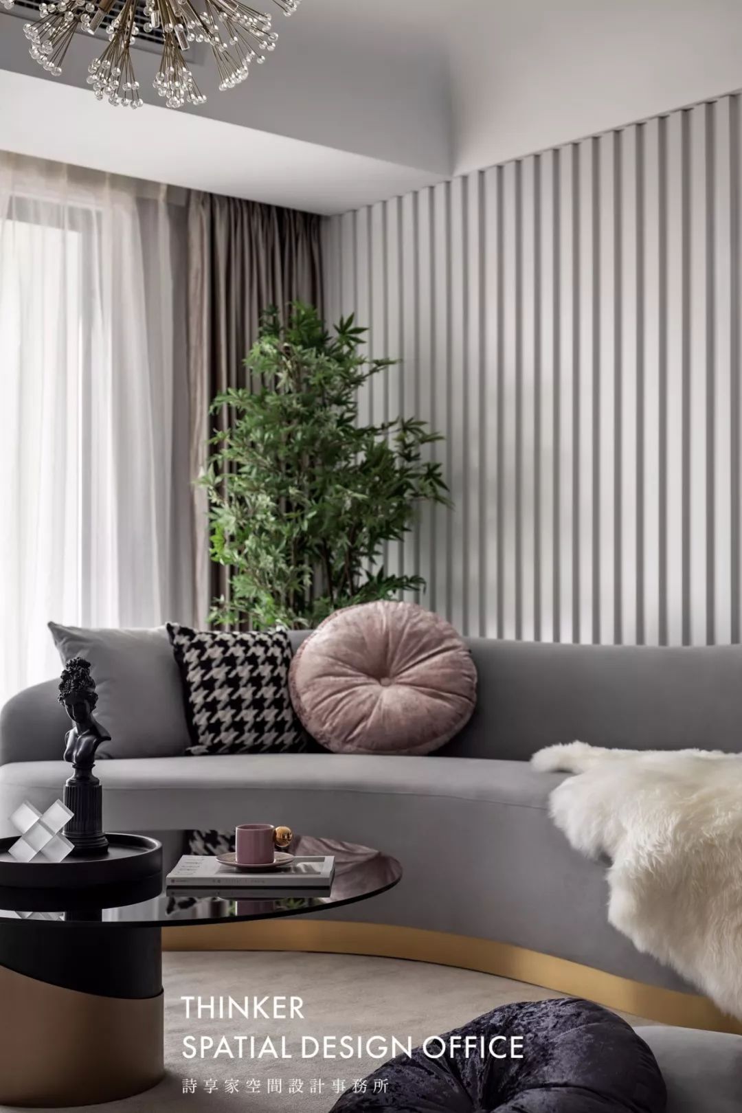 浪漫轻奢,曲线之美——141㎡华润翡翠城现代家居设计-36