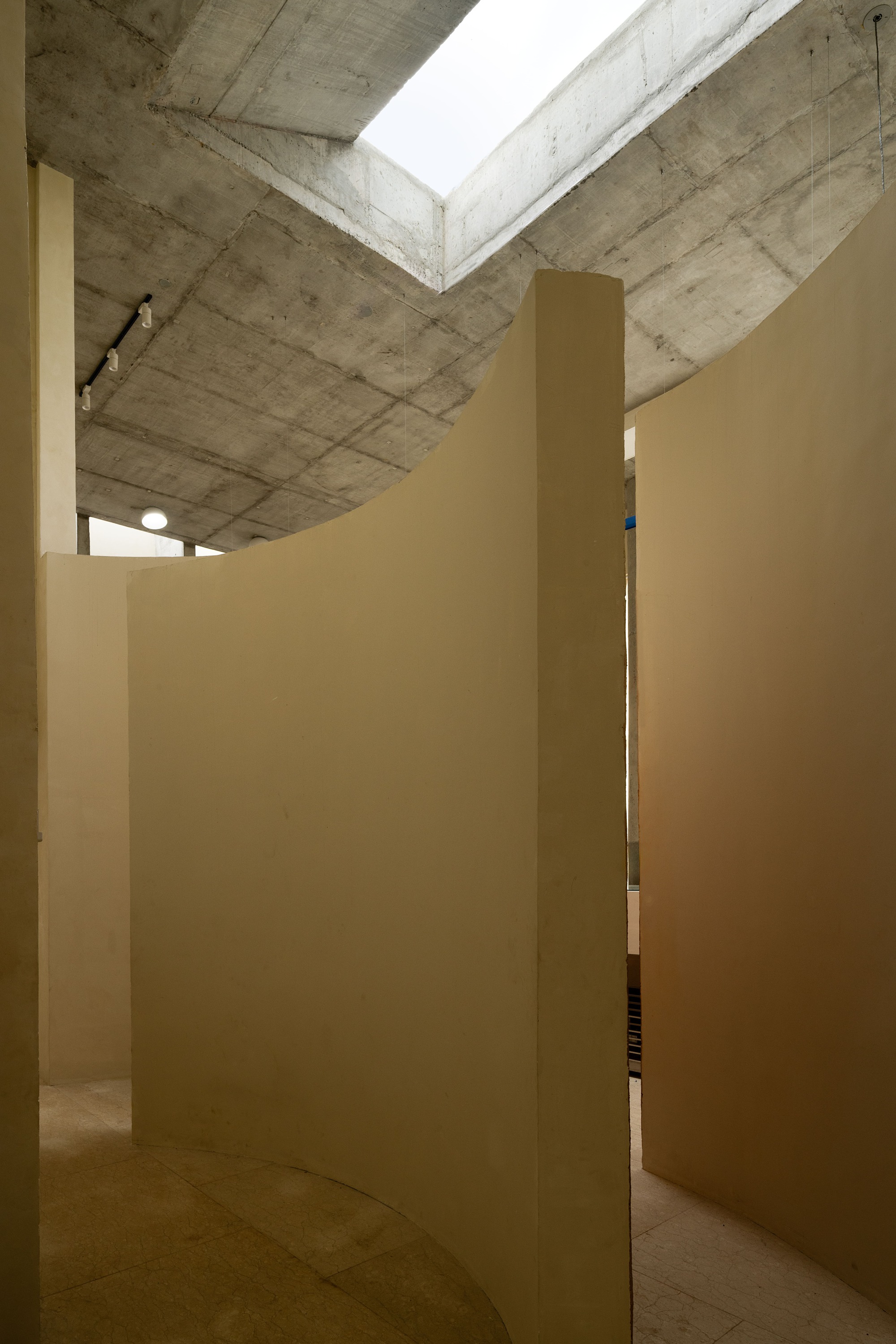 黄昏咖啡丨印度金奈丨Billboards-33