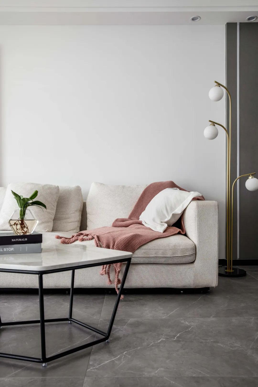 95 后小夫妻的现代生活空间-60