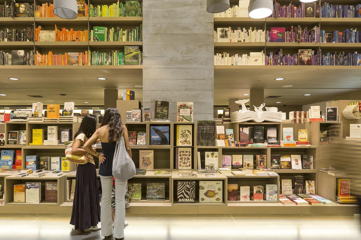 里约热内卢的绿洲 · Livraria Saraiva 书店设计-6