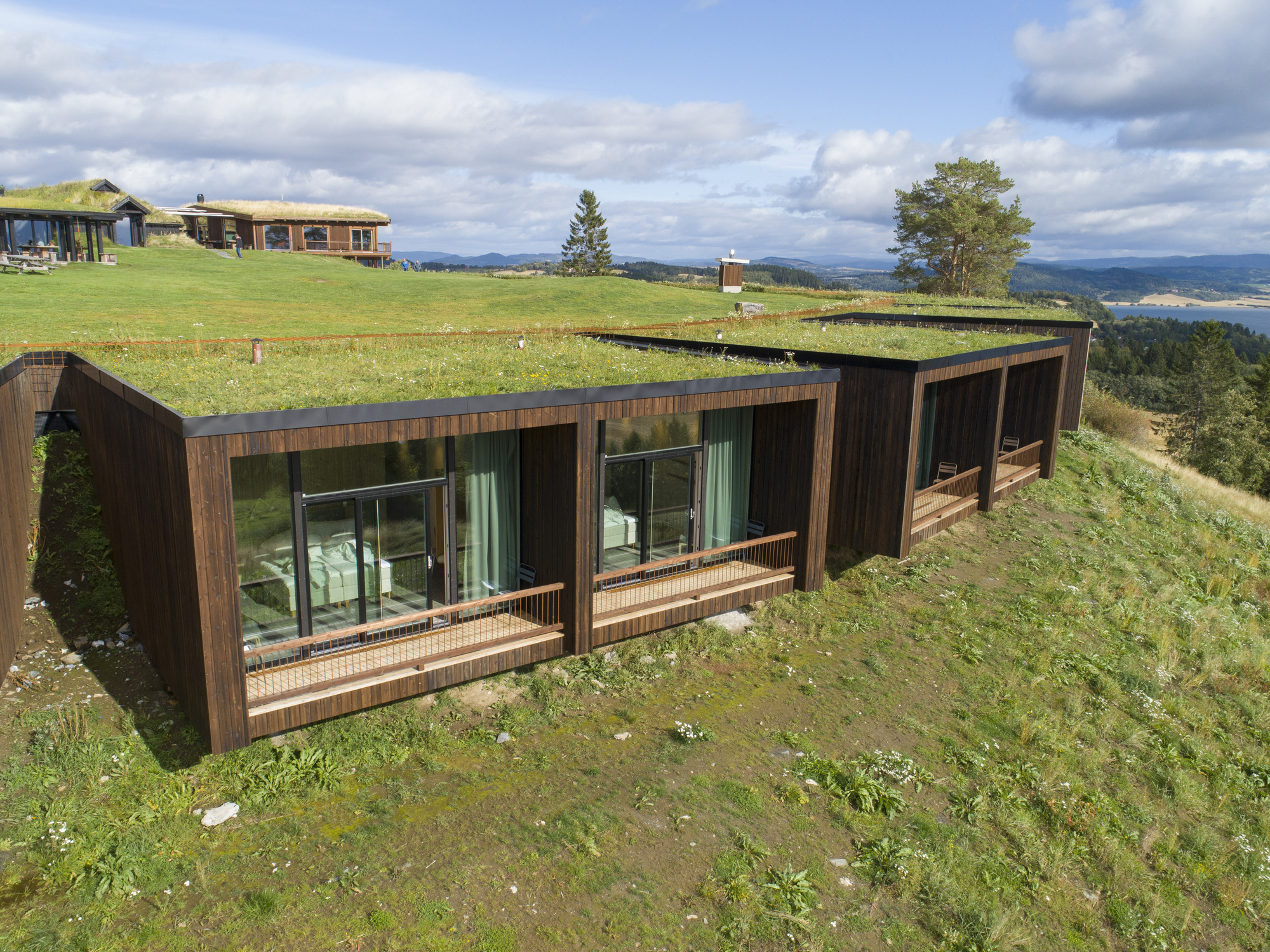 Øyna Cultural Landscape Hotel / Green Advisers AS-13