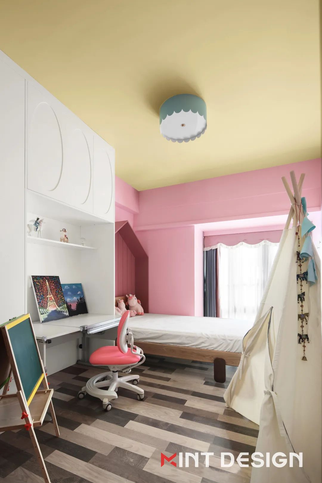 薄荷设计丨胭脂红+原木，玩转复古小情调，把家变成「时光穿梭机」-100