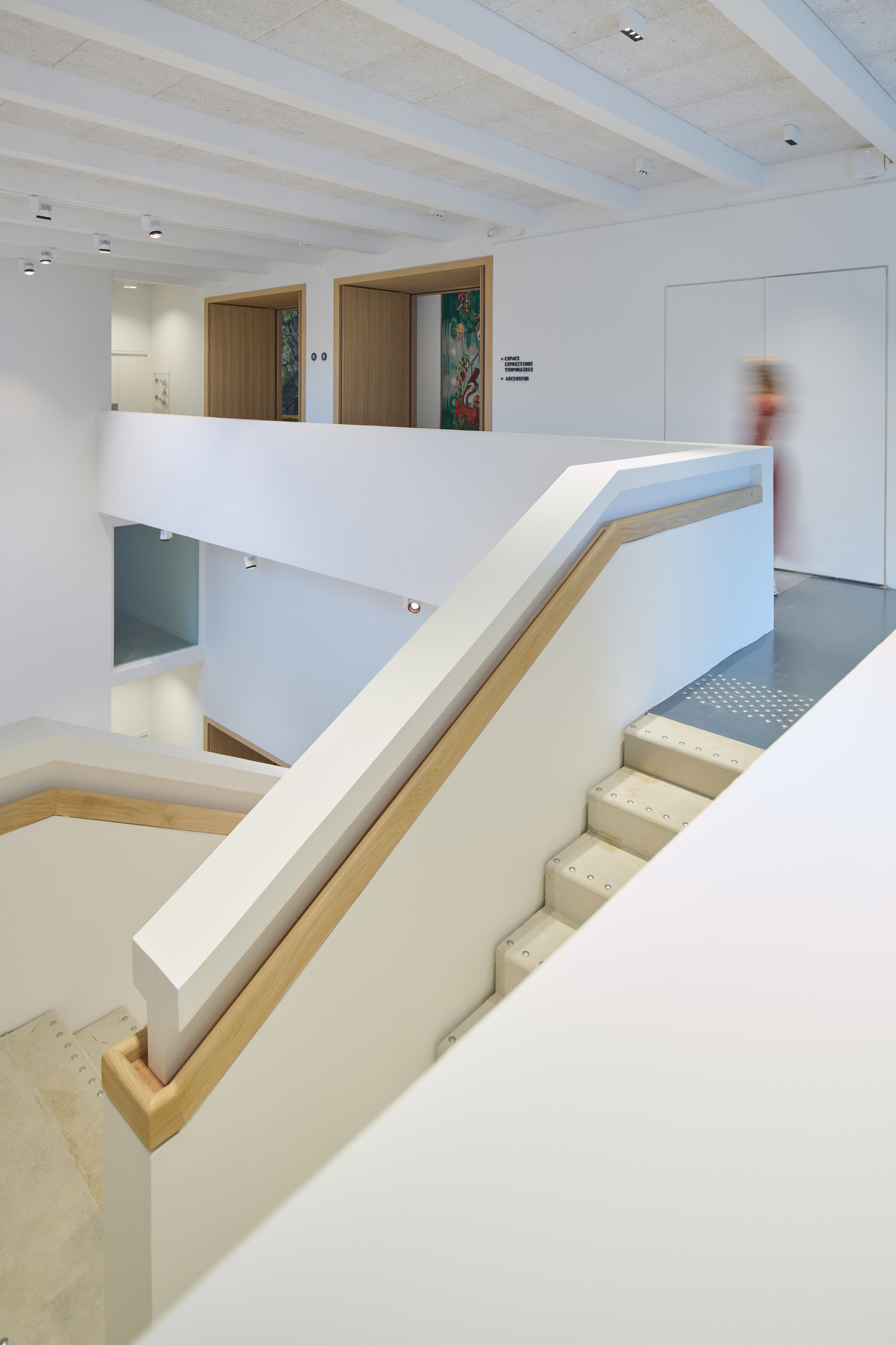 欧比松挂毯博物馆扩建项目

注：E·tension结合语境推测可能是Extension（扩建、扩展）的拼写错误，所以给出这样的翻译 丨法国丨Projectiles-39