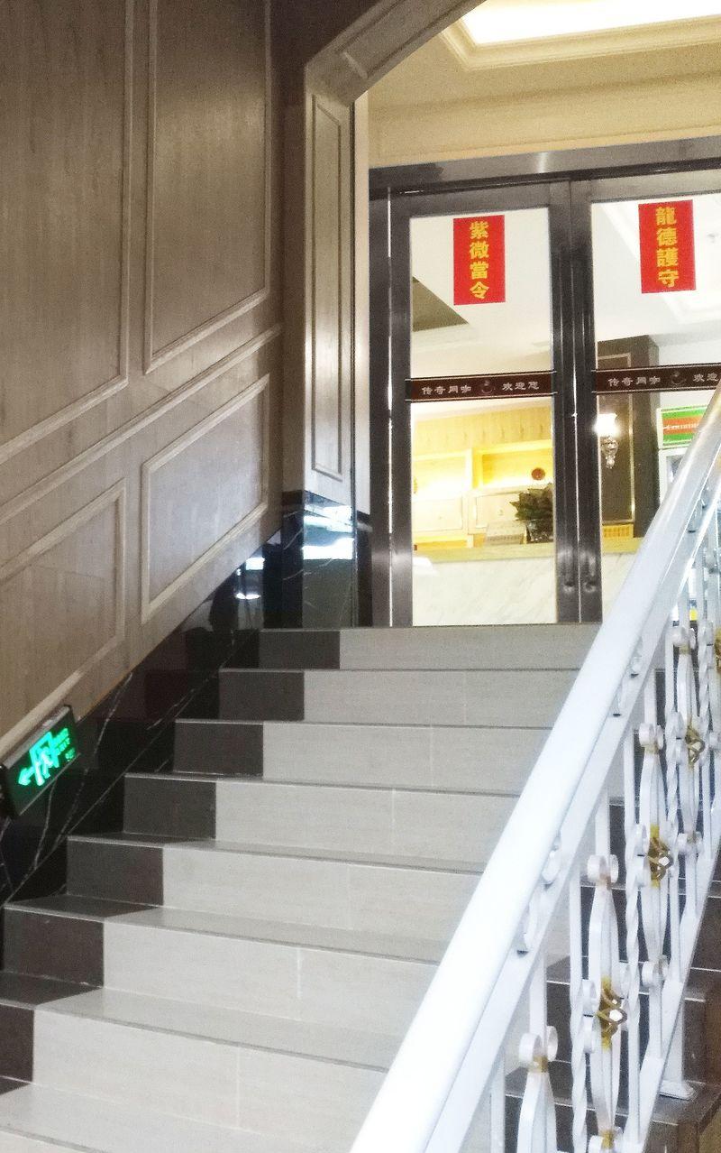 传奇网咖翻新改造，打造潮流游戏空间-6