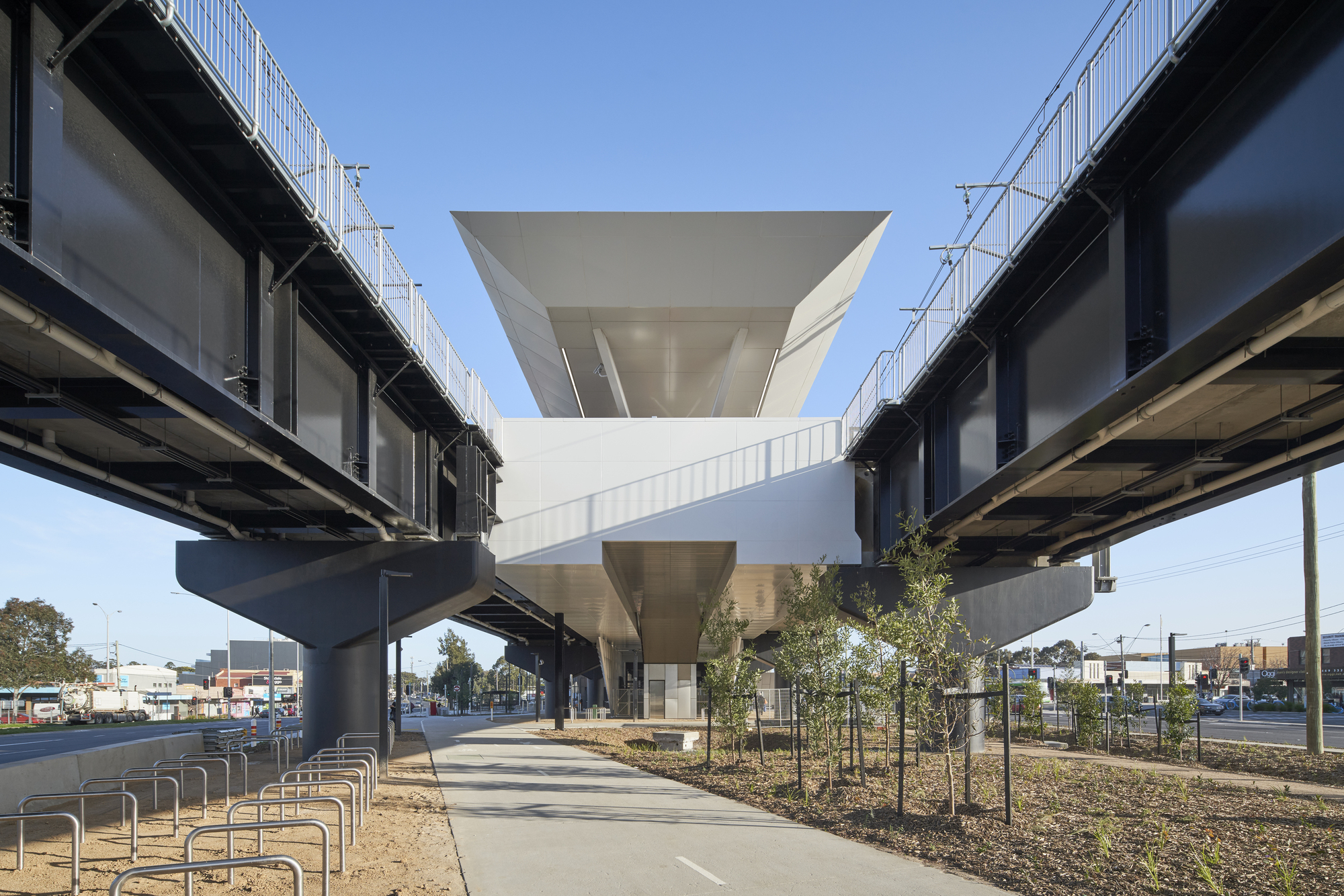 墨尔本 Reservoir 车站-9