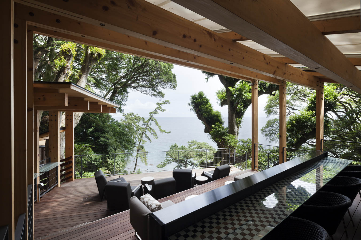 2012 年竣工的热海界-10