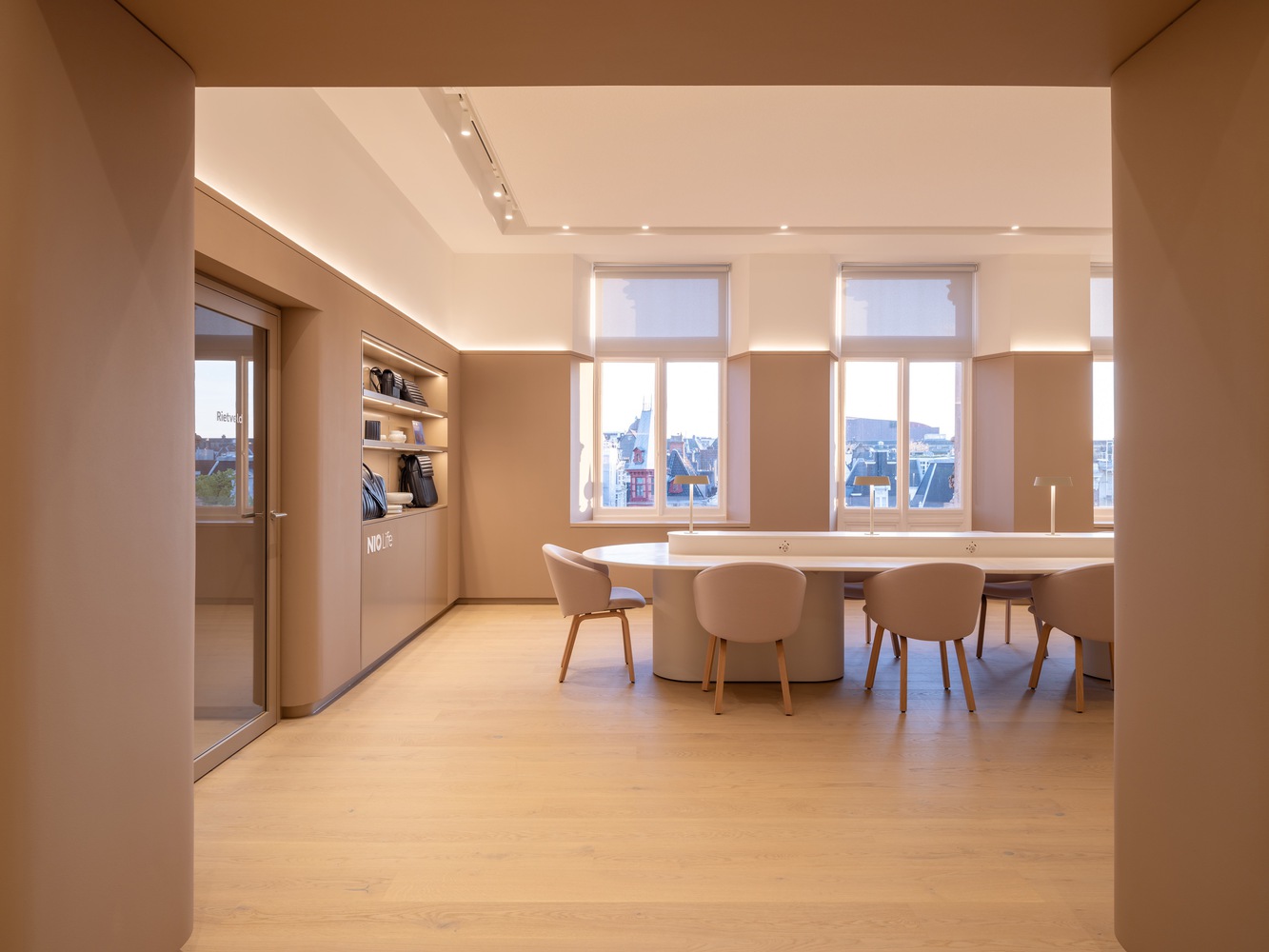 荷兰电动汽车制造商 NIO 旗舰店丨荷兰阿姆斯特丹丨MVRDV-56