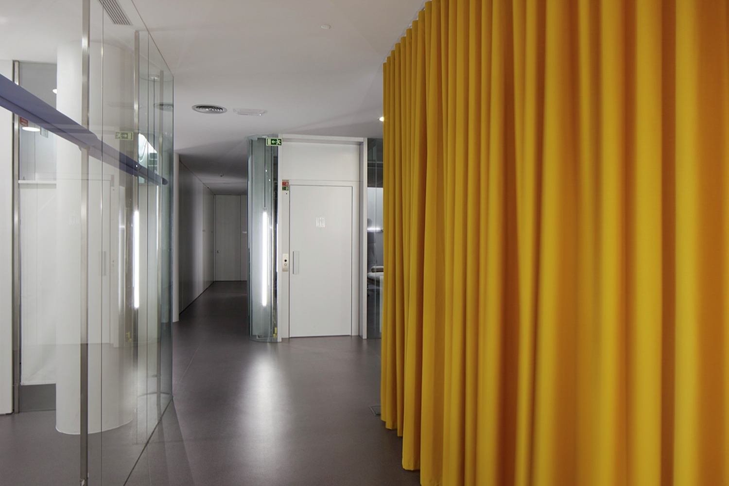 葡萄牙牙科诊所设计 | 个性化的医疗环境-33