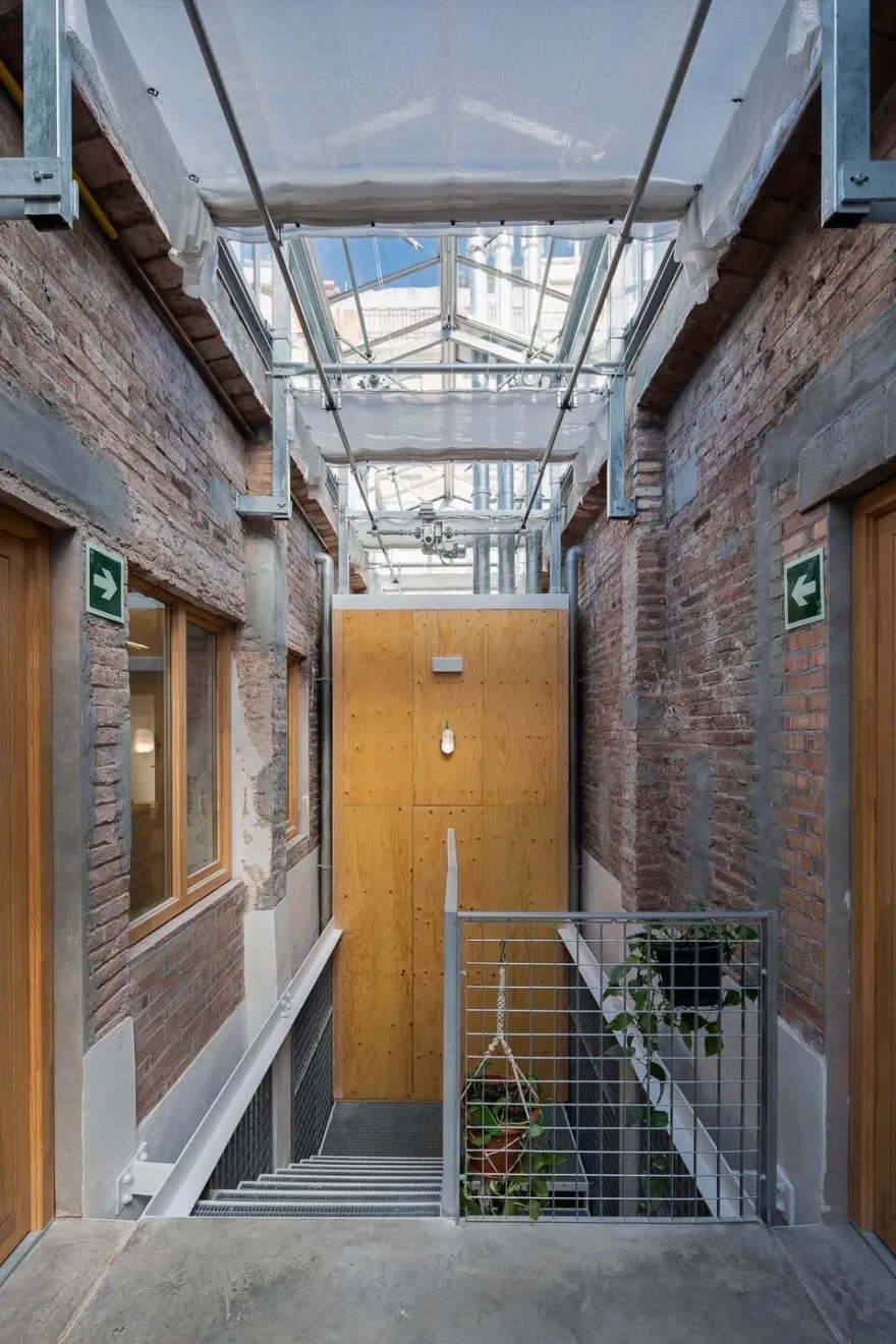 社区合作空间丨西班牙巴塞罗那丨Lacol arquitectura cooperativa-27