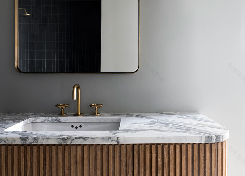 波特兰 90 年老建筑翻新现代顶层公寓-14