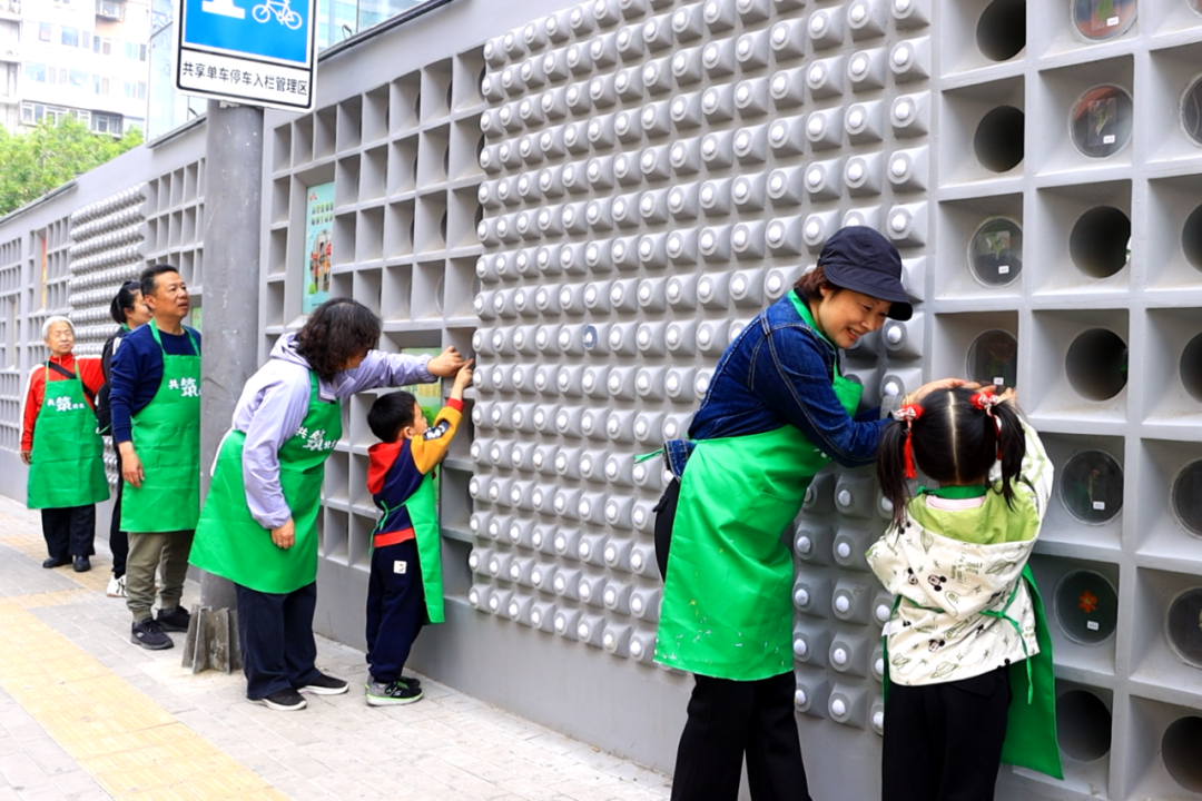 从课堂到街区更新实践！园林学院师生携手居民共建街巷“博物馆”-61