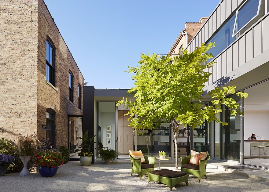 New Two-Story Brick Masonry Residence in Wicker Park, Chicago-26