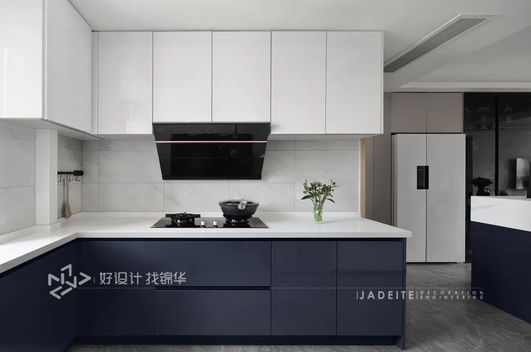 现代简约单身小姐姐之家-26