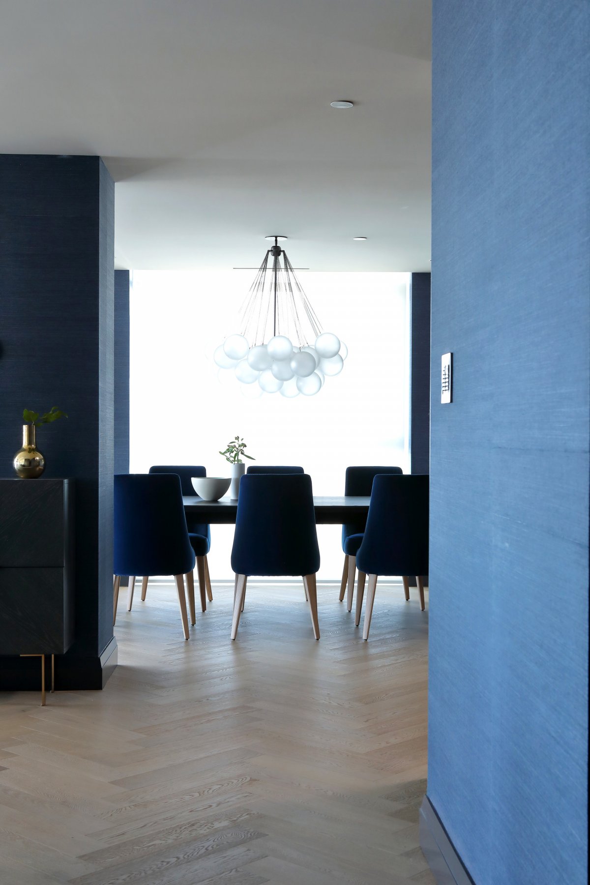 融合自然与全球视角的 Yaletown Residence 设计-5