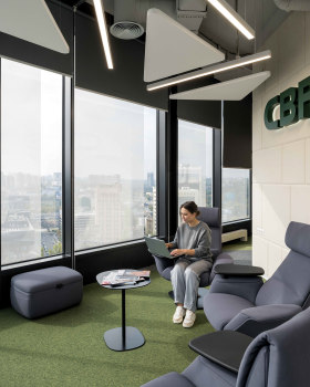 CBRE乌克兰办公室更新项目丨乌克兰基辅丨ZIKZAK Architects