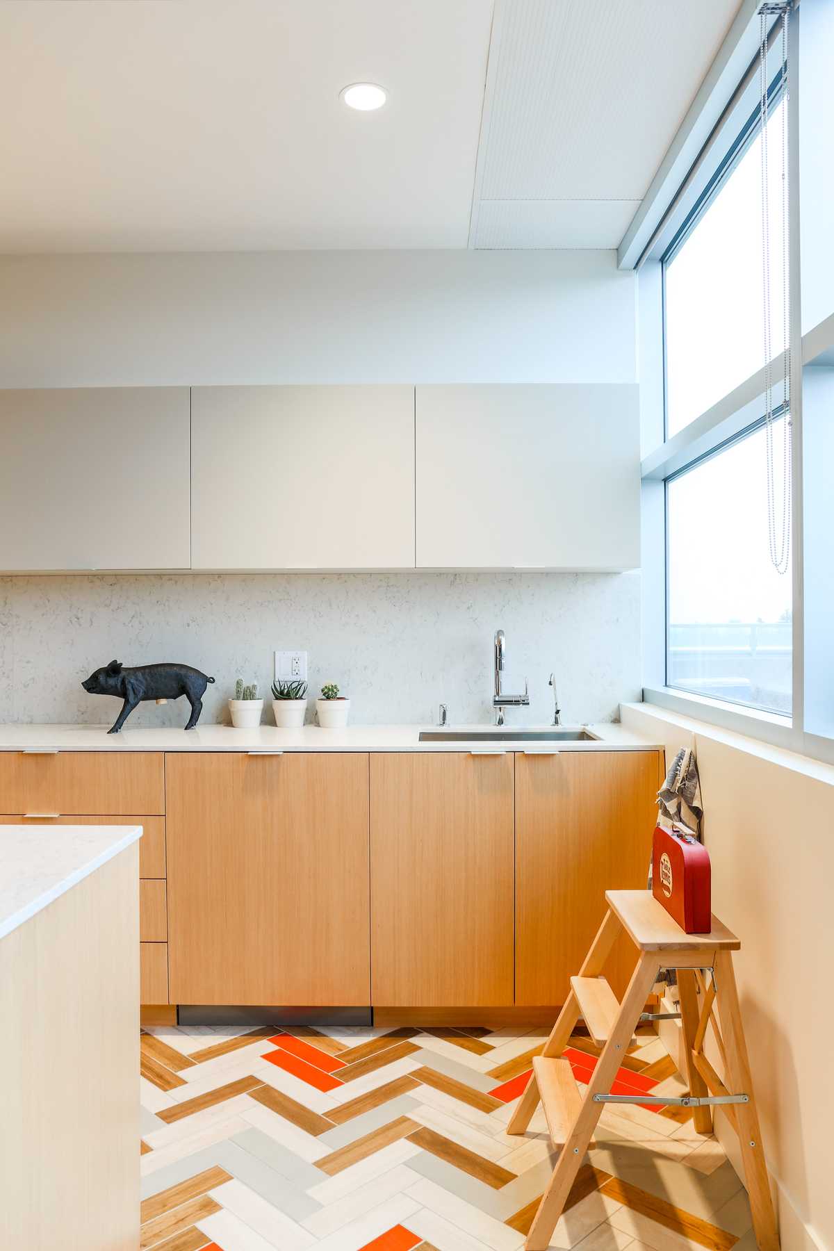 办公室 · 埃琳娜·德尔·布基亚设计-17