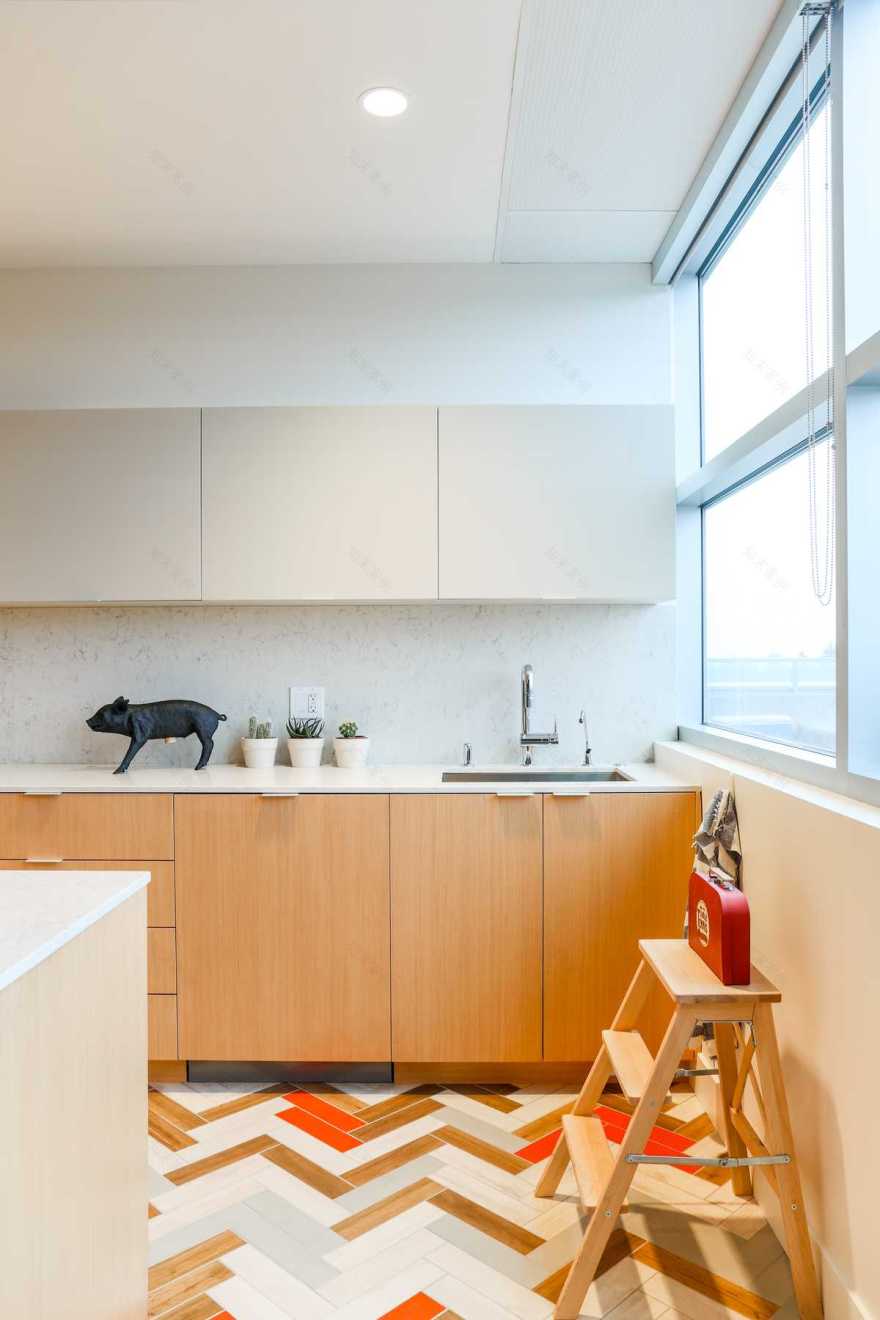 办公室 · 埃琳娜·德尔·布基亚设计-17