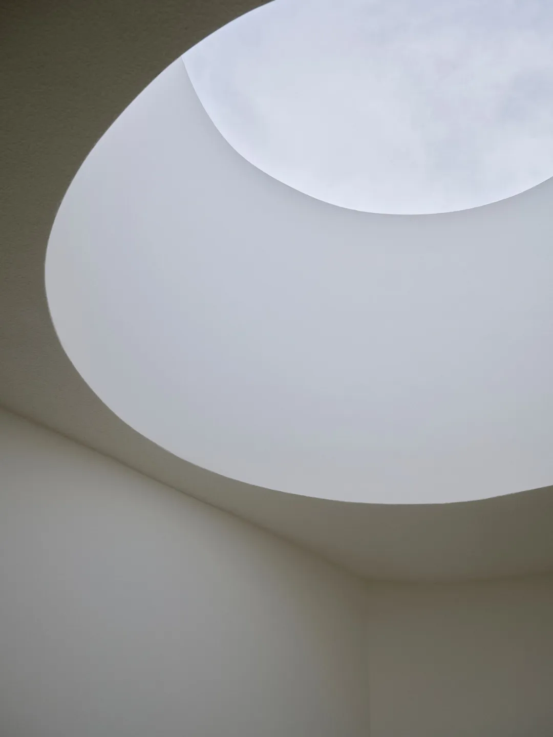 195㎡纯白几何，用日光雕刻生活的诗意-21