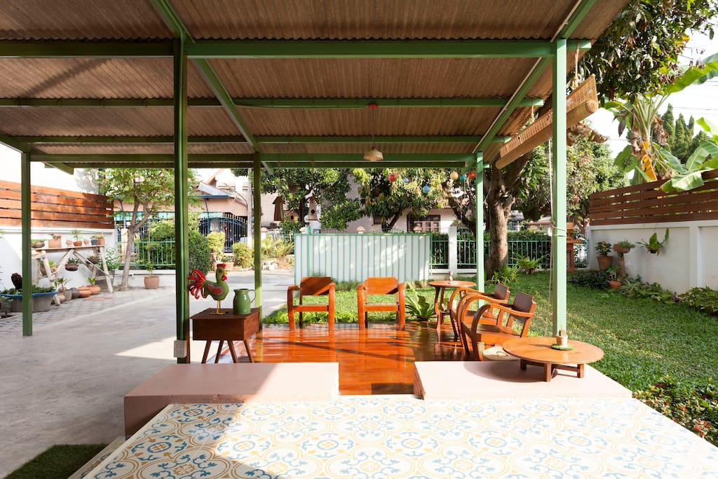 窄长地块带前廊舒适住宅设计-10