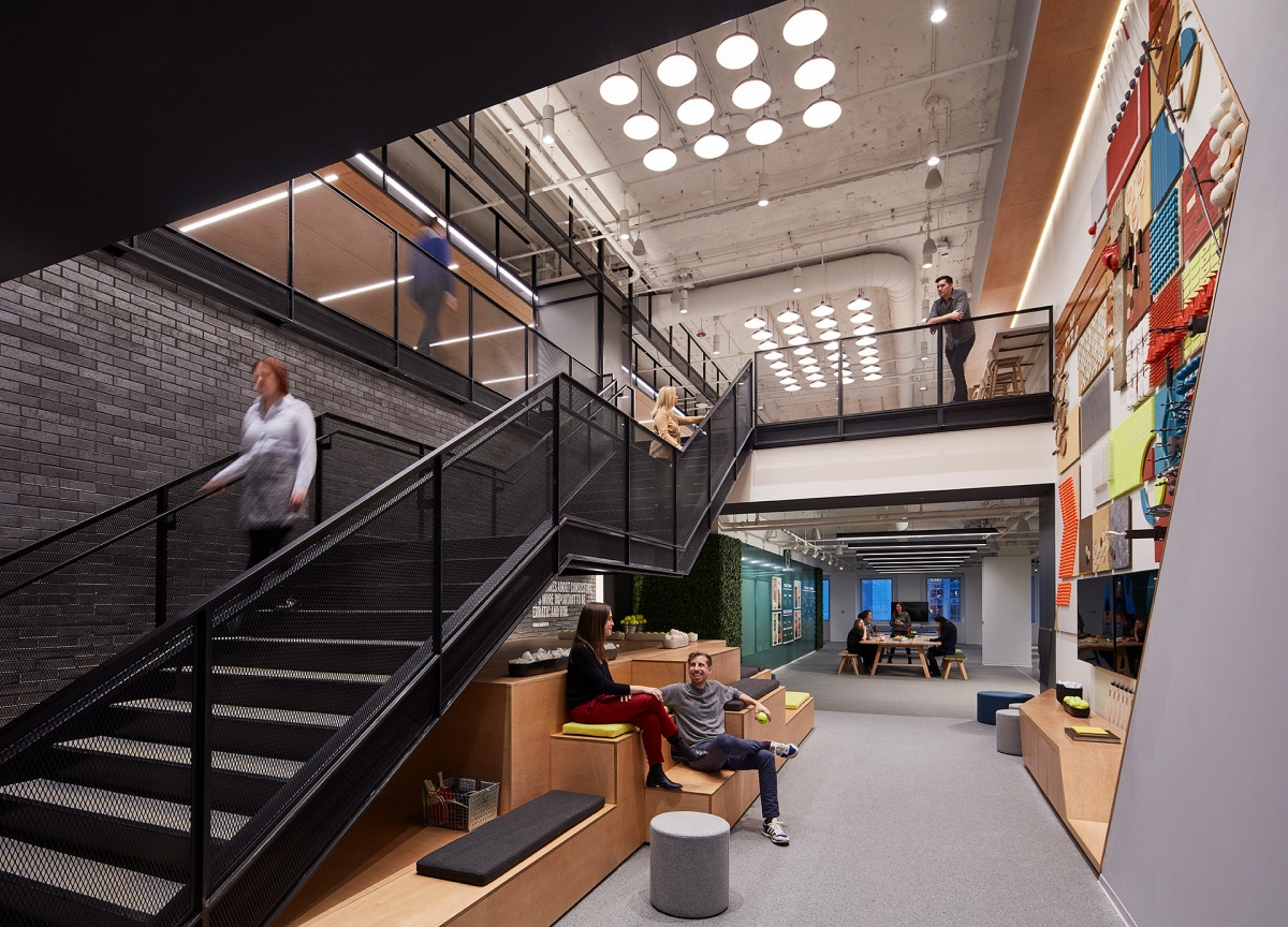 Wilson Sporting Goods 芝加哥办公室 - 运动激情与品牌精神的完美融合-16