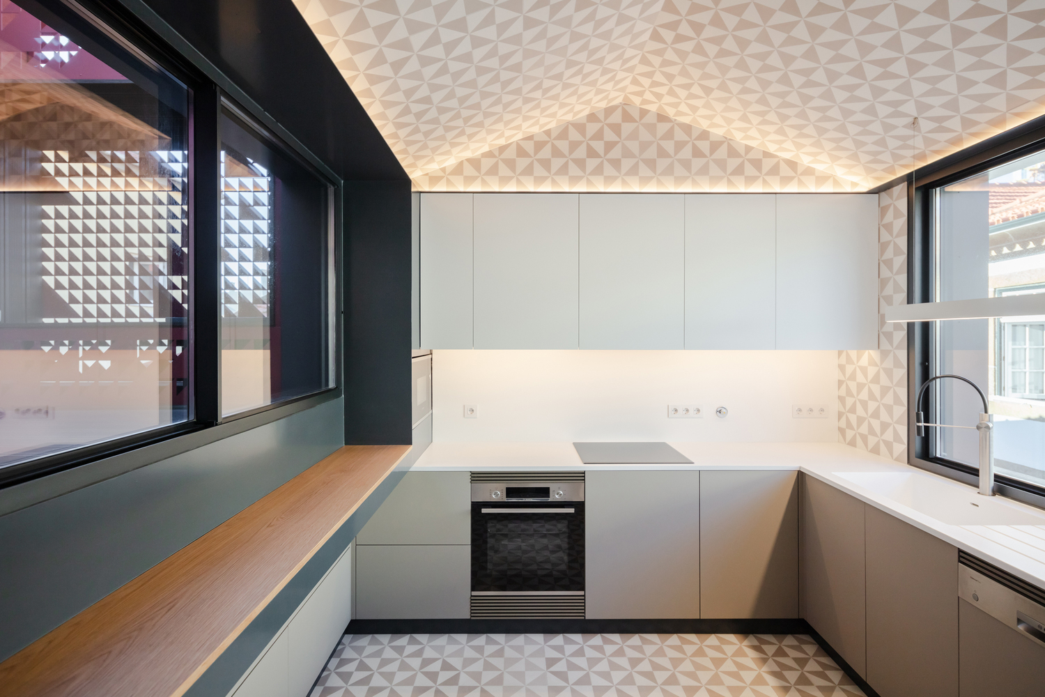 葡萄牙 Alto de Vila 365 住宅丨Terra Arquitectos-9