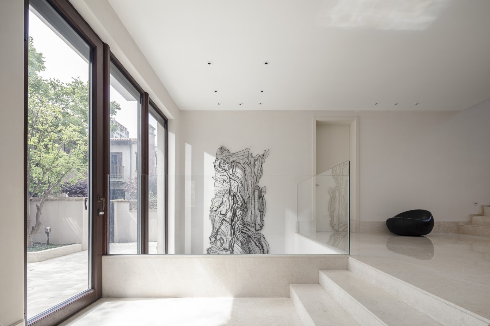 YANG 的「自·白」——简约留白,自然舒适-4