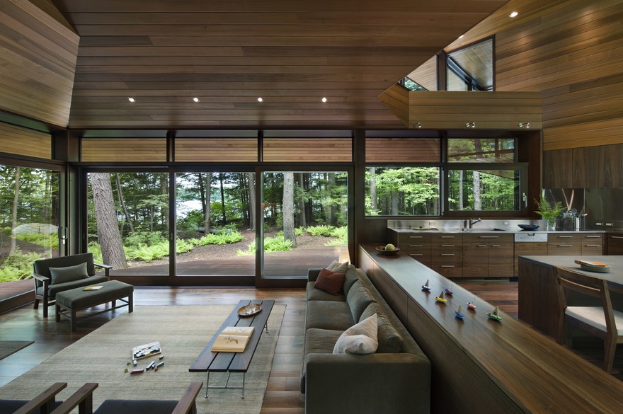 Lakeside Camping in New Hampshire Designed For Three Generations-16