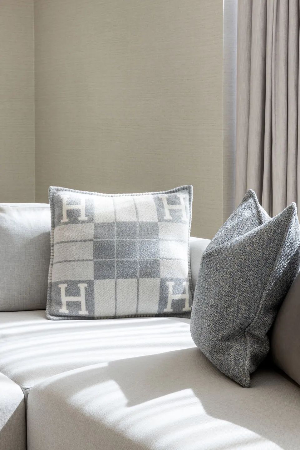 隐于自然的现代雅居:Villa Esencia 的空间美学叙事丨阿联酋迪拜-19