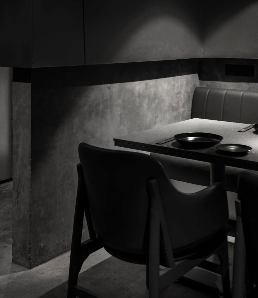 暗黑式混凝土结构鸡尾酒吧设计丨印度新德里丨RENESA ARCHITECTURE DESIGN-56