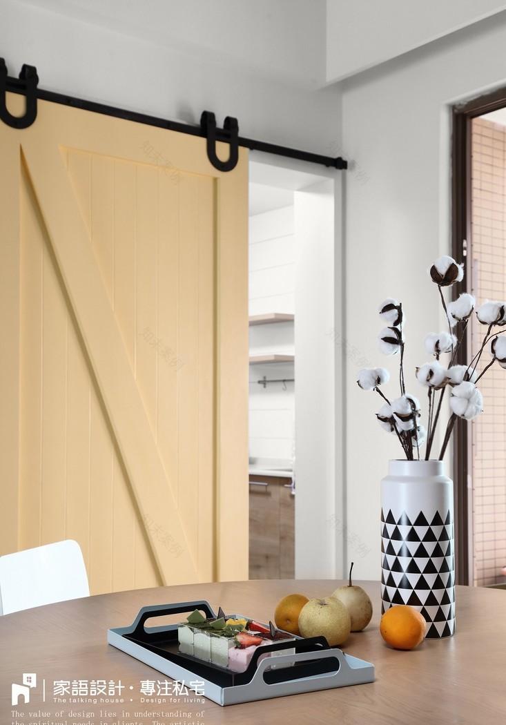 三代同堂的 252㎡幸福居所 | 自然木色与艺术气息的完美融合-0