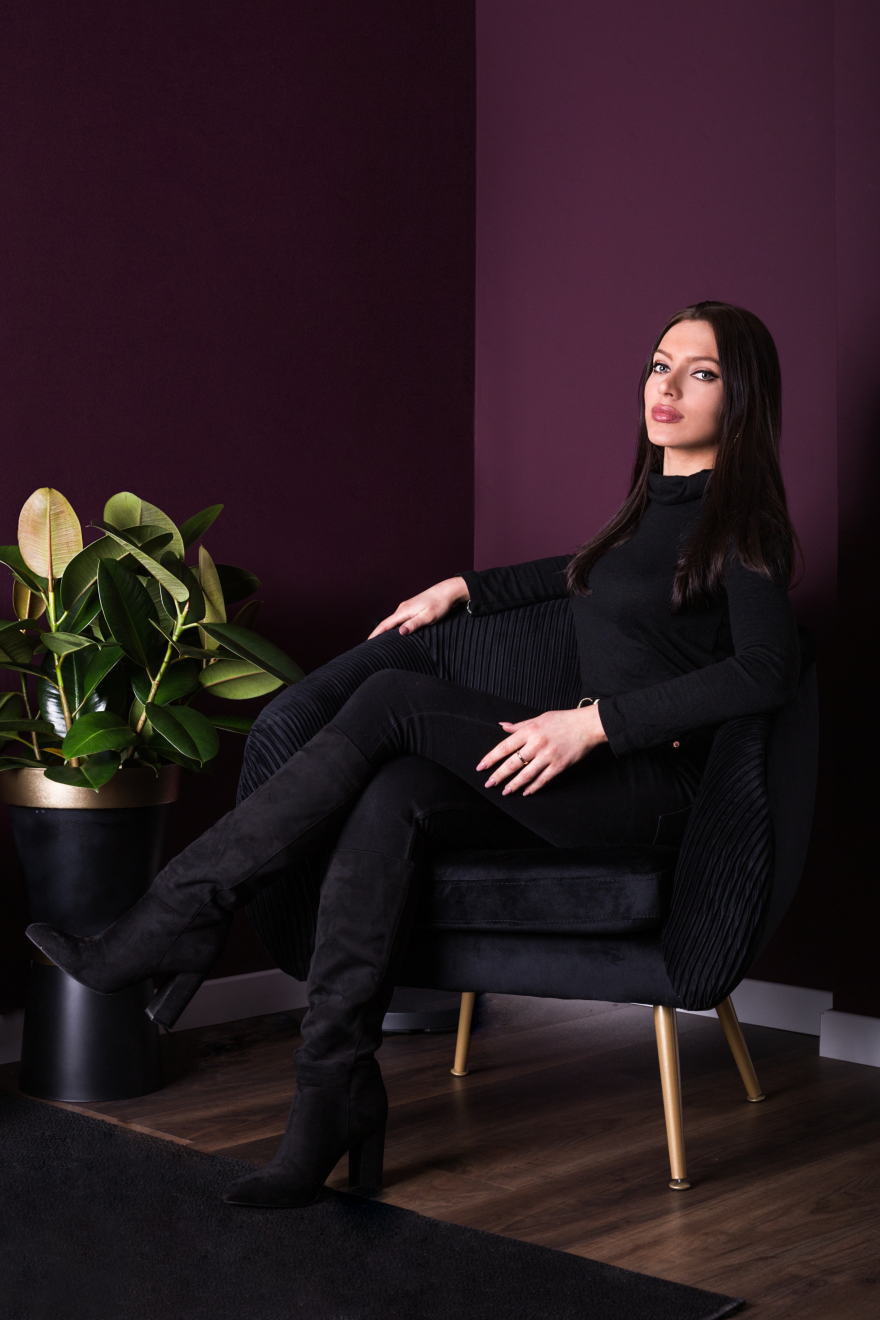 意大利豪华森林住宅设计丨Ashley Gadeova-18