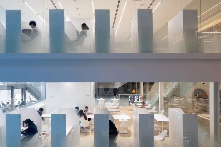 曼谷“无界图书馆”Samyan Co-op 共享空间-24